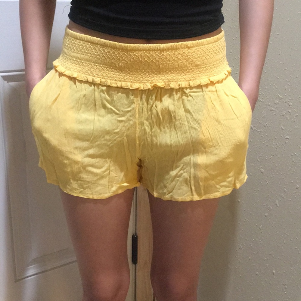 BCX Summer Yellow Shorts Size S